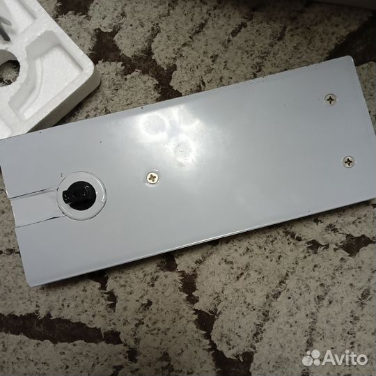 Доводчик напольный