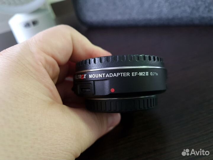 Фото Переходник Viltrox Speed Booster EF-M2 II