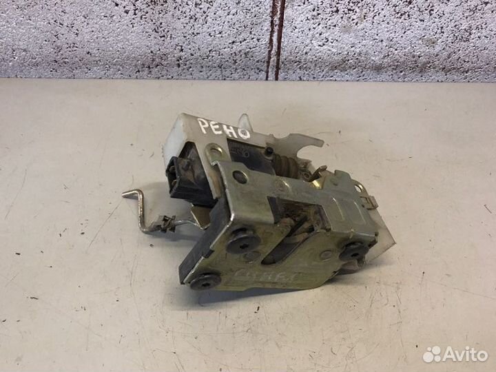 Замок двери задний правый Renault Symbol седан 1.4