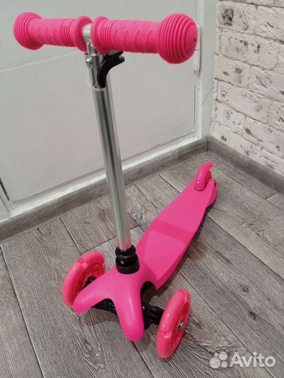 Mini самокат Scooter цвет микс. Новые