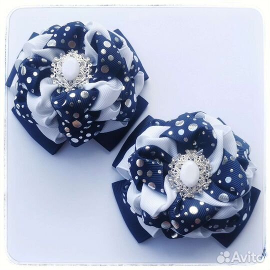 Большие школьные банты в горох