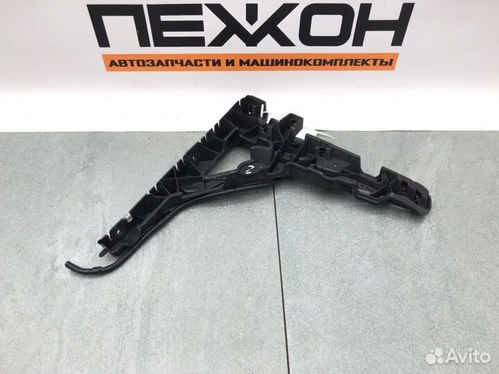 Кронштейн бампера задний правый Land Rover Range