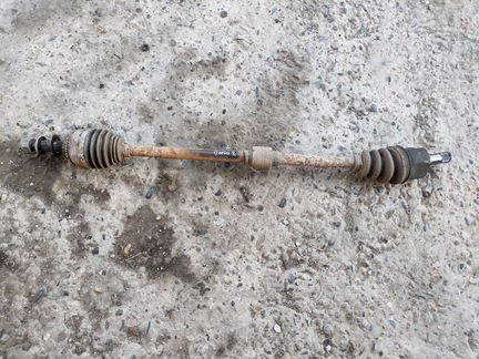 Привод Митсубиси Динго правый