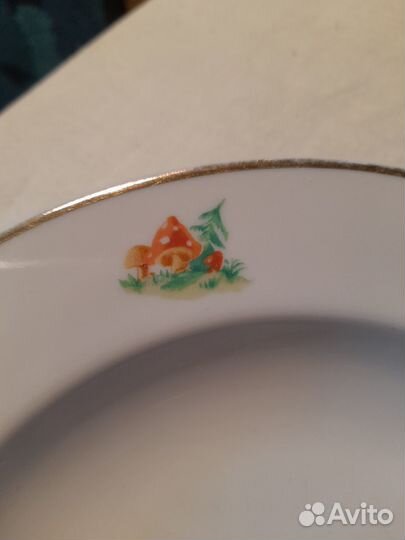 Тарелка и чашка 