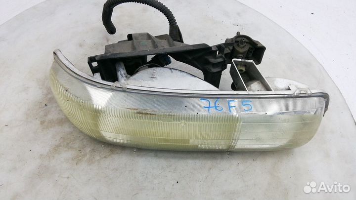 Фара правая Chevrolet Suburban 4 рест. 2006