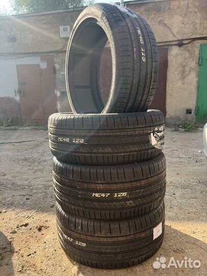 Pirelli P Zero 275/40 R22 и 315/35 R22