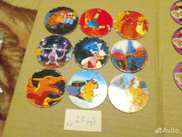 Фишки, кэпсы Покемон картон Муви