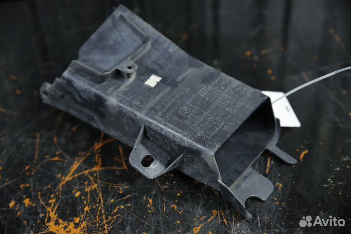 Воздуховод тормозов левый Bmw 5 F10 N55B30 2012