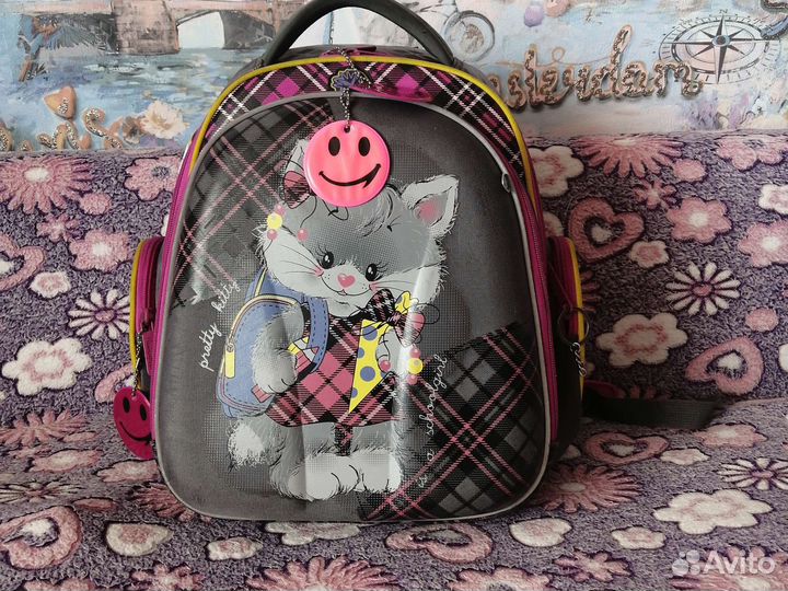 Рюкзак школьный для девочки 1 класс