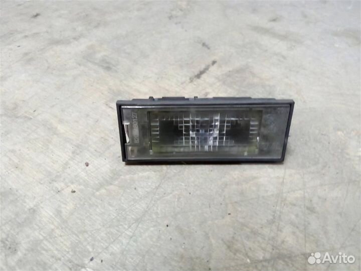 Фонарь подсветки номера от Renault Laguna III 200