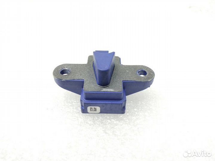 Датчик удара задний левый Mercedes-Benz E-Class