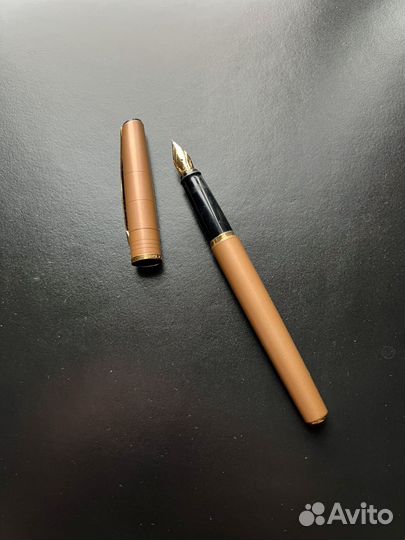 Перьевая ручка Parker