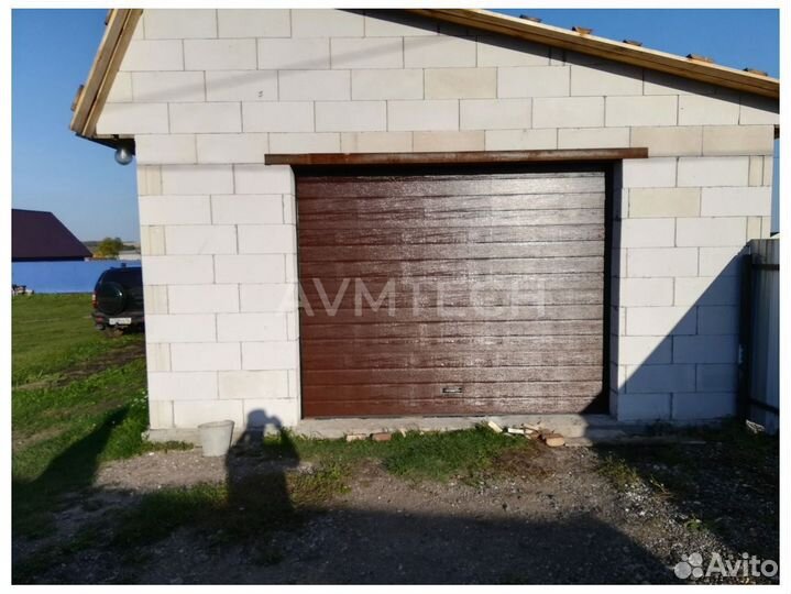 Секционные ворота для гаража