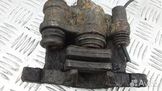 Суппорт тормозной задний левый peugeot 406 (NSE14L