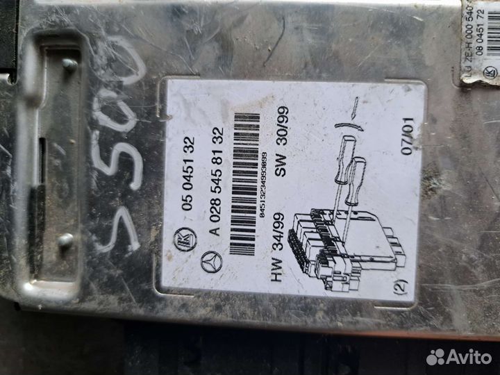 Блок сам на Mercedes w220