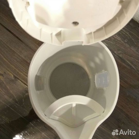 Чайник компактный Tefal KO120130 Travel’ City