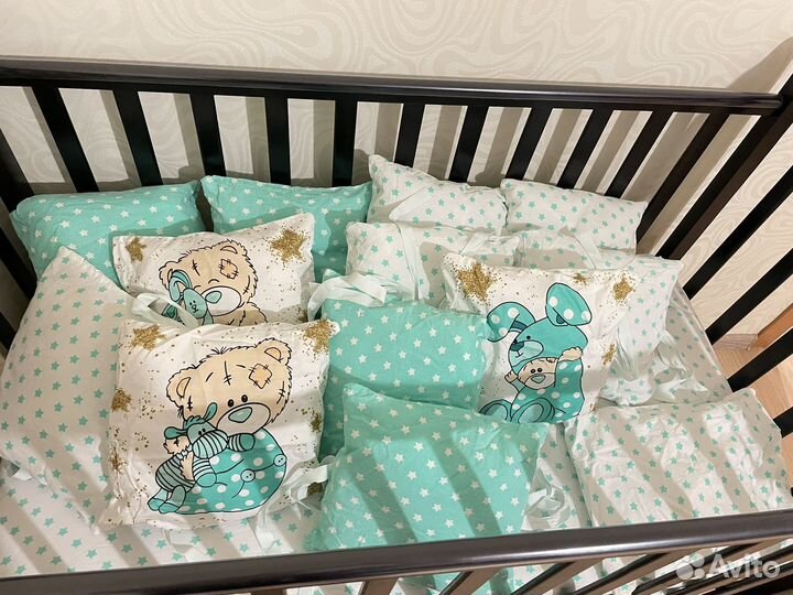 Бортики в детскую кроватку