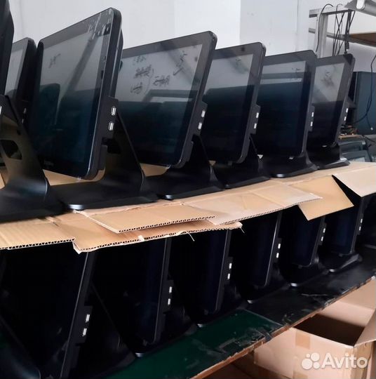 Продам сенсорный POS-моноблок