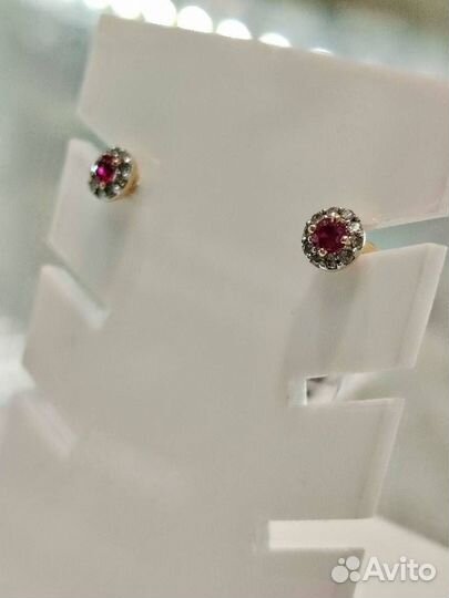 Серьги пусеты с рубинами и бриллиантами 1,28г 585