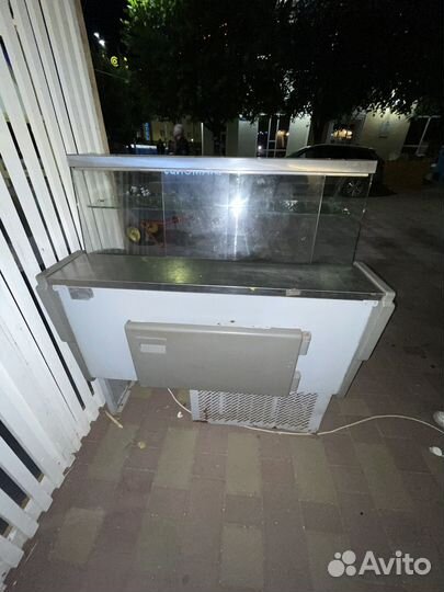 Холодильная витрина