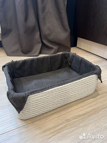 Лежанка для кошек