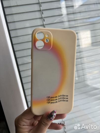 Чехлы на iPhone 11 и стекло