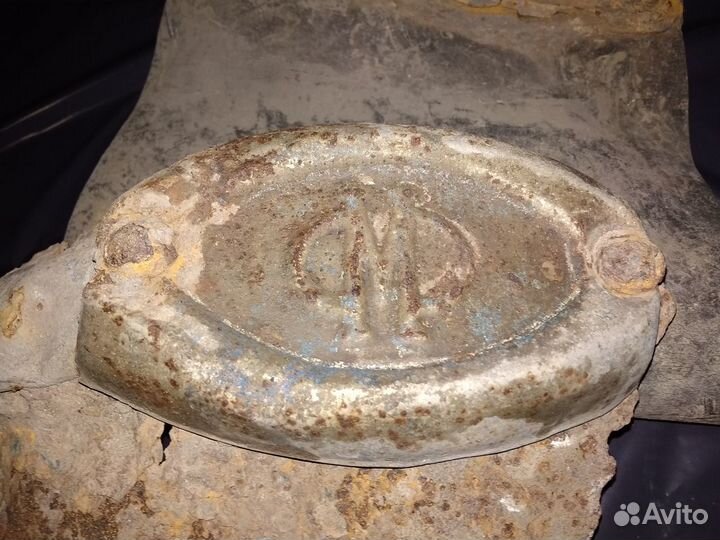 Знак М бампера от авто, бутылки СССР