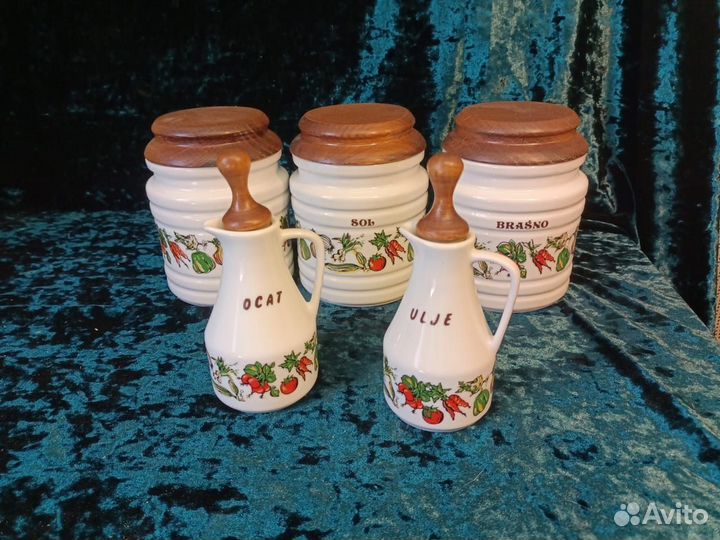 Банка для сыпучих фарфор Югославия