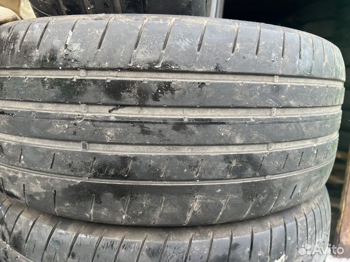 Dunlop SP Sport Maxx RT 2 255/45 R20 и 285/40 R20 105Y