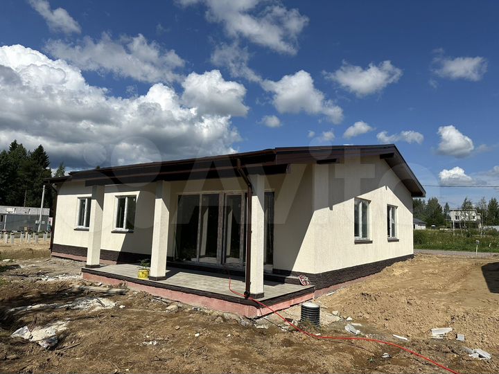 Коттедж 151,5 м² на участке 6 сот.