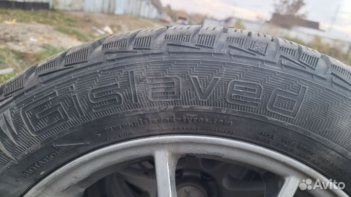 Gislaved NordFrost 100 215/55 R16 93T