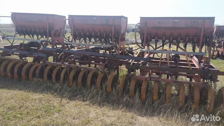 Сеялки плуг ëмкость