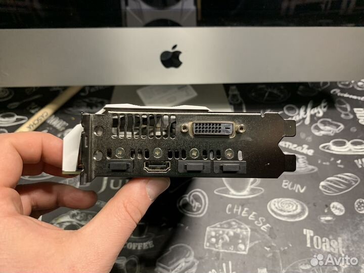 Asus GeForce GTX 1070 dual OC 8gb