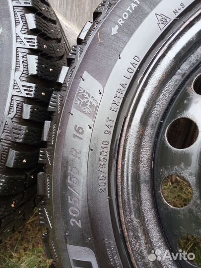 Michelin X-Ice 205/55 R16 и 205/55 R16 99