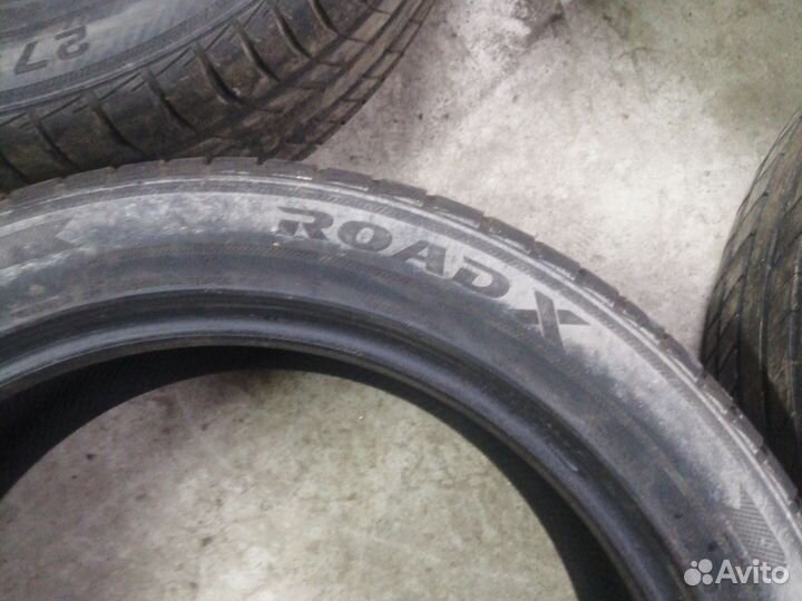 RoadX RXQuest SU01 275/45 R21 29M