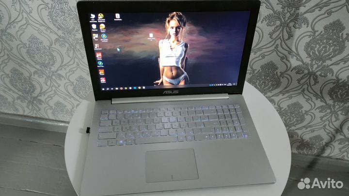 Игровой ноутбук Asus