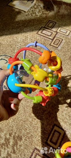 Развивающие игрушки для малышей