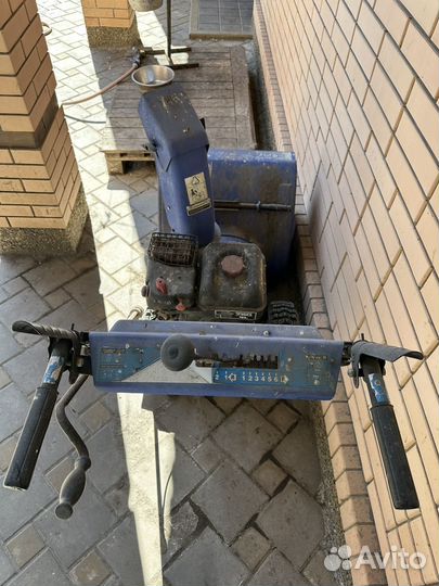 Снегоуборочная машина