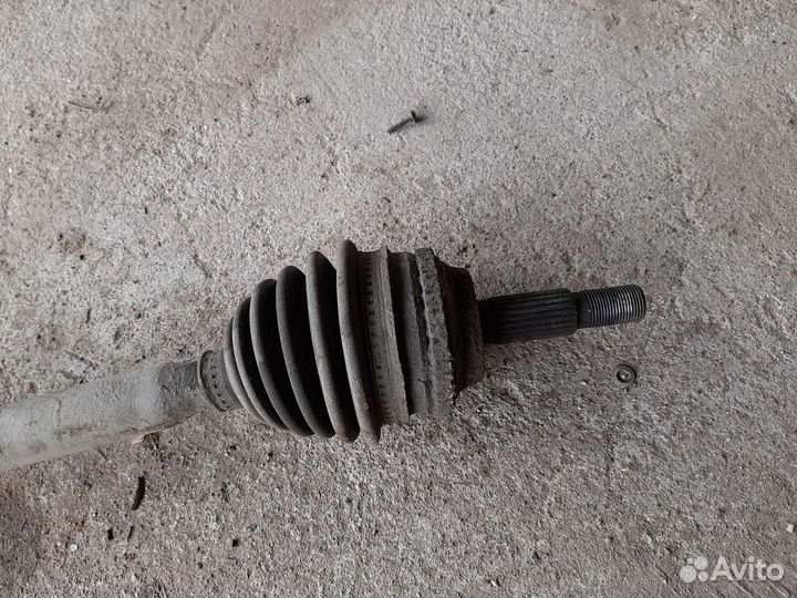 Привод левый Рено Scenic 1