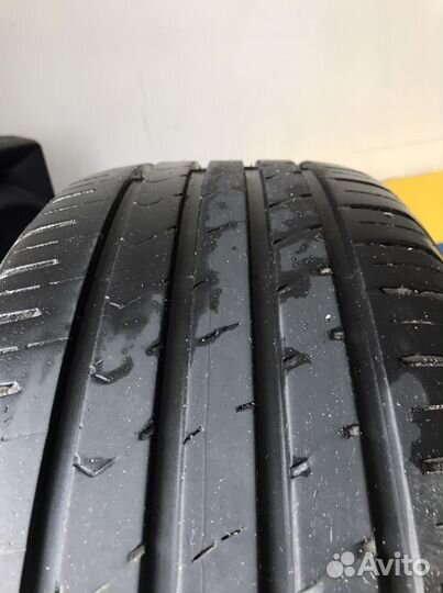 Kumho Ecsta HS51 225/55 R17 101W