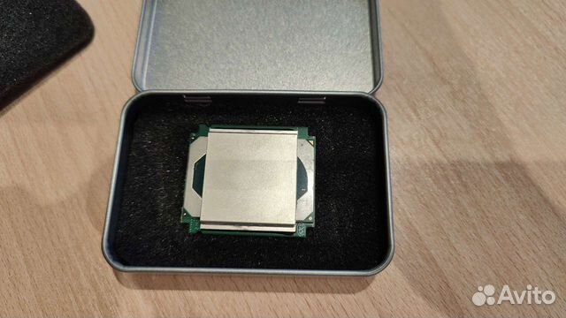 Процессор Intel i9-9980hk 9900k srfd0 LGA1151