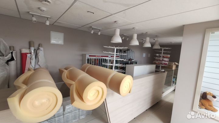 Магазин тканей в центре города, ателье