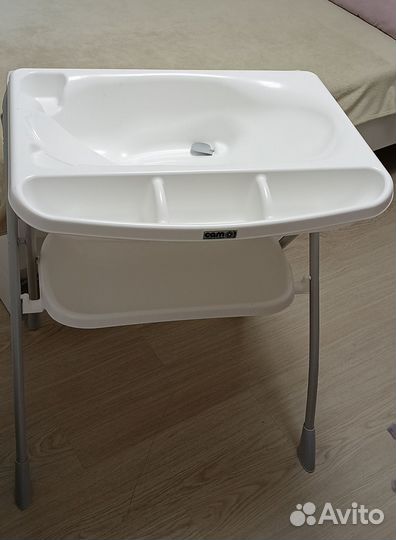 Пеленальный столик с ванночкой cam
