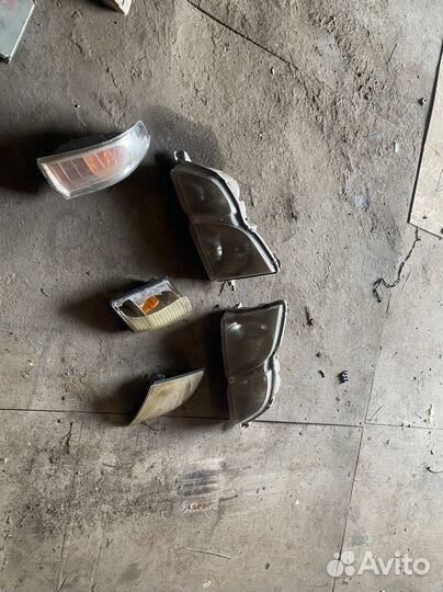 Фары toyota Gaia