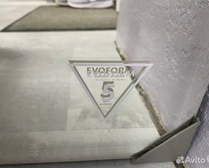 Зеркало настенное evoform