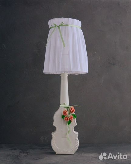 Лампа настольная новая