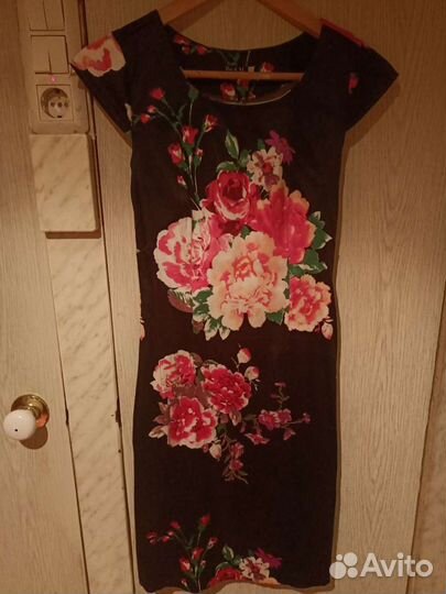 Платье женское