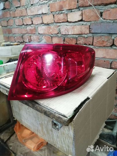 Продаю фары левое правое Hyundai Santa Fe