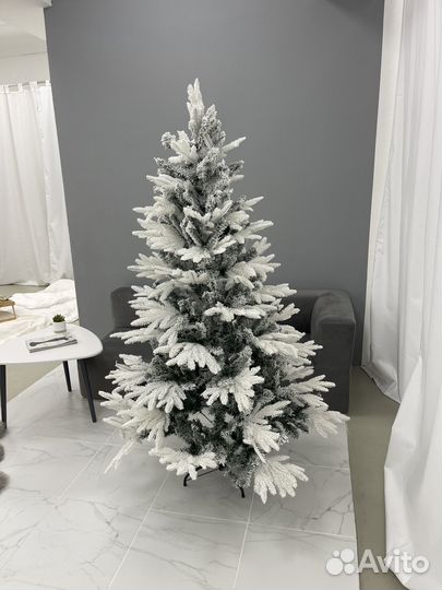 Елка искусственная