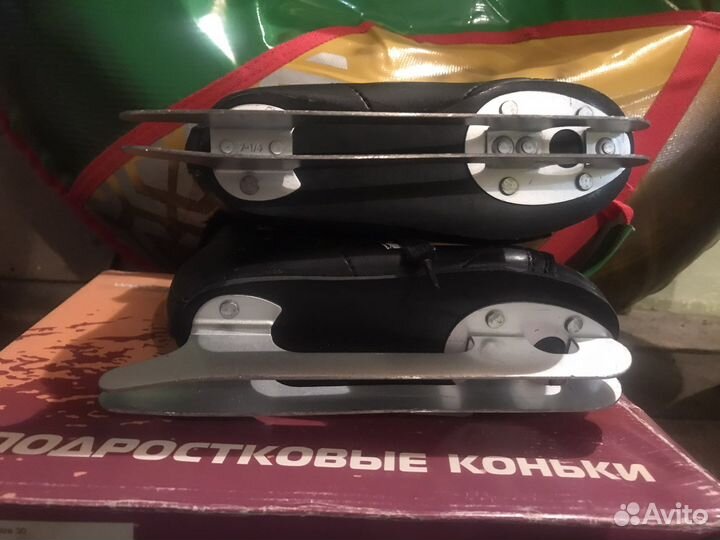 Коньки детские двухполозные размер 30